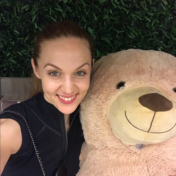 Meet your Posher, Elena - Picture 5 of 16